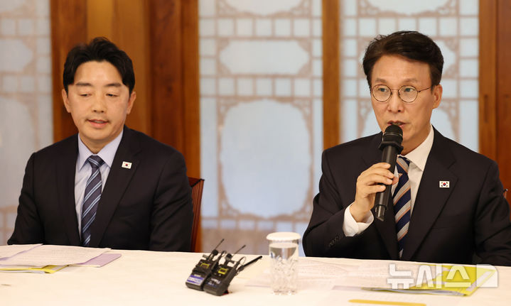 [서울=뉴시스] 황준선 기자 = 김민석 국무총리가 7일 서울 종로구 삼청동 국무총리공관에서 열린 고위당정협의회에서 발언하고 있다. (공동취재) 2025.09.07. photo@newsis.com