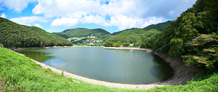 기후부, 녹조 계절관리제 도입하고 AI 기반 '홍수 방어망' 구축한다