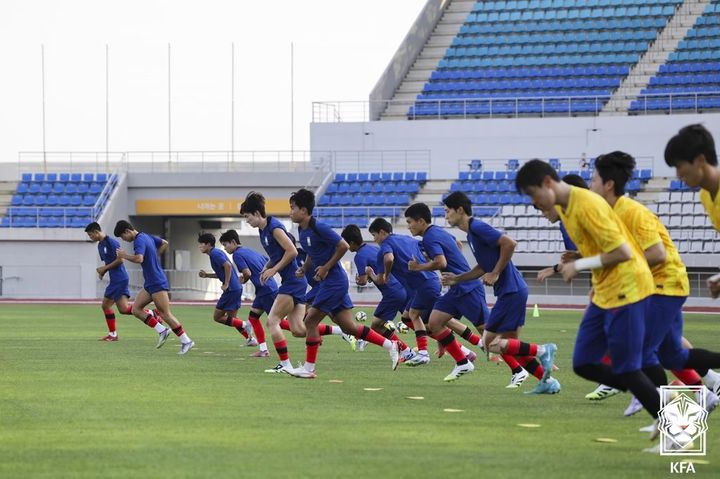 [서울=뉴시스] 이창원 감독이 이끄는 한국 20세 이하(U-20) 남자 축구대표팀. (사진=대한축구협회 제공) *재판매 및 DB 금지