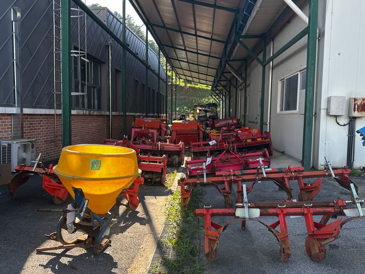 보은군농업기술센터가 매각 처분할 불용 농기계(사진=보은군농업기술센터 제공) *재판매 및 DB 금지