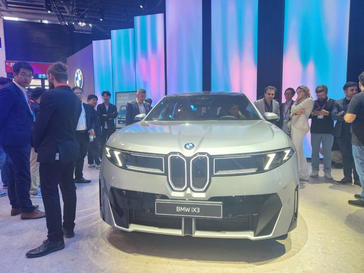 [뮌헨(독일)=뉴시스] BMW가 독일 뮌헨에서 열린 IAA 모빌리티 2025에서 선보인 뉴 iX3. (사진=이창훈 기자) *재판매 및 DB 금지