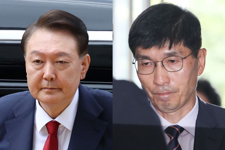 [서울=뉴시스] 황준선 기자 = 임기훈 전 국가안보실 국방비서관(오른쪽)이 8일 오전 서울 서초구 이명현 순직 해병 특별검사 사무실에 조사를 받기 위해 출석하고 있다. 왼쪽은 윤석열 전 대통령이 7월 9일 서울 서초구 서울중앙지방법원에서 열린 구속 전 피의자심문(영장실질심사)을 받기 위해 출석하는 모습. 2025.08.08. hwang@newsis.com *재판매 및 DB 금지