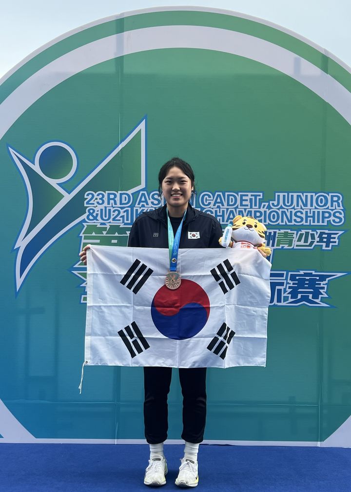 제23회 아시아청소년선수권대회 U-21 여자 구미테 68㎏ 이하급에서 동메달을 수확한 권혜원. (사진=대한가라테연맹 제공). 2025.09.07. *재판매 및 DB 금지