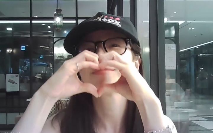 [서울=뉴시스] 한지민. (사진=한지민 인스타그램 캡처) 2025.09.09. photo@newsis.com *재판매 및 DB 금지