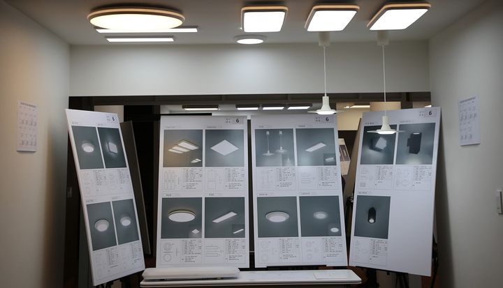 [서울=뉴시스] 한국토지주택공사(LH)의 2025년 조명기구 디자인 공모전에서 대상을 수상한 '바이더엠'의 작품. 2025.09.10. (사진=LH 제공) photo@newsis.com&nbsp; *재판매 및 DB 금지