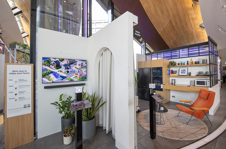 [런던=뉴시스]영국 런던에 위치한 '삼성 킹스크로스'에 전시된 AI 홈 photo@newsis.com *재판매 및 DB 금지