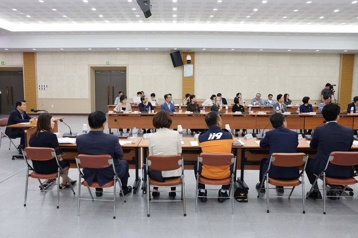 [양산=뉴시스] 양2025년 양산삽량문화축전 추진상황보고회를 하고 있다. (사진=양산시 제공) 2025.09.10. photo@newsis.com *재판매 및 DB 금지