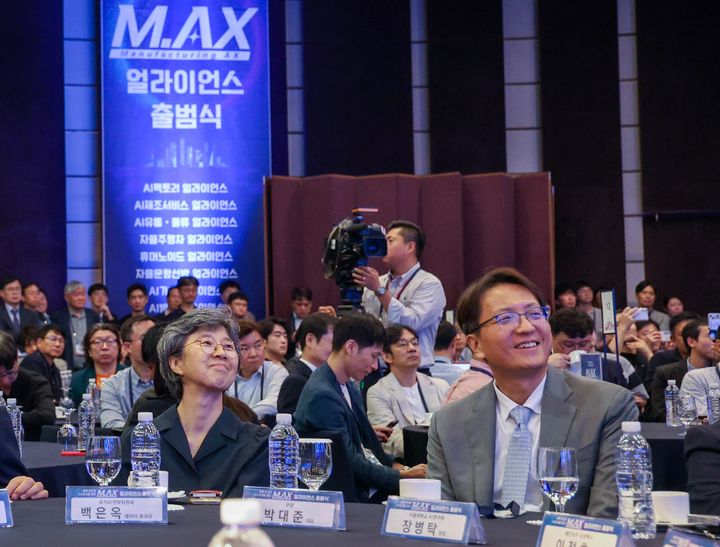 [서울=뉴시스] 박대준 쿠팡 대표이사가 10일 서울에서 열린 산업통상자원부 주관 '제조업 AX 얼라이언스' 출범식에 참여했다.(사진=쿠팡 제공) *재판매 및 DB 금지