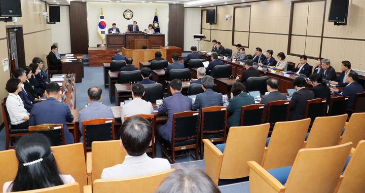 [함양=뉴시스] 함양군의회 임시회 (사진=함양군의회 제공) 2025. 09. 10. photo@newsis.com *재판매 및 DB 금지