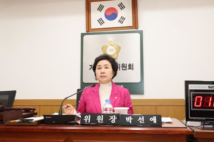 창원시의원, 이해충돌 부를 시정질의 잇달아…"부적절 처사"