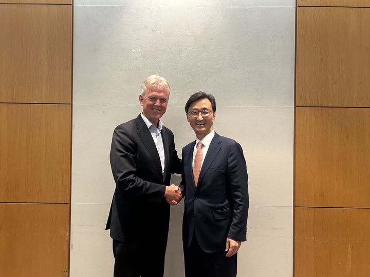 [서울=뉴시스]제4차 한-네덜란드 사이버정책협의회가 10일 우리측 이태우 국제사이버협력대사와 네측 에른스트 누르만 사이버안보정책대사를 각각 양측 수석대표로 해 서울 코엑스에서 개최됐다. (사진=외교부 제공) 202509.10 *재판매 및 DB 금지