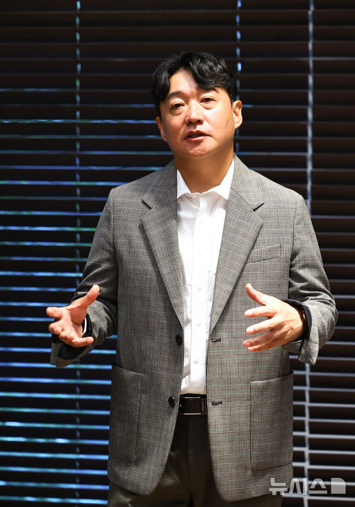 [서울=뉴시스] 최진석 기자 = 김현오 인터월드 엔지니어링 건축사사무소 대표가 10일 서울 중구 코트야드 메리어트 서울 남대문에서 뉴시스와 인터뷰를 하고 있다. myjs@newsis.com