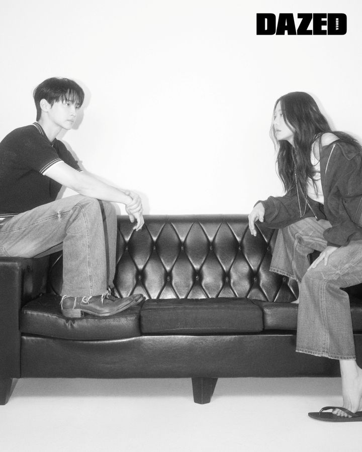 [서울=뉴시스] 패션 매거진 '데이즈드(DAZED)'가 배우 고현정, 장동윤과 함께한 화보를 공개했다. (사진=데이즈드 제공) 2025.09.11. photo@newsis.com *재판매 및 DB 금지
