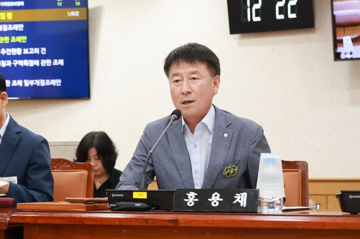 [창원=뉴시스] 강경국 기자 = 홍용채 경남 창원시의원. (사진=창원시의회 제공). 2025.09.11. photo@newsis.com *재판매 및 DB 금지