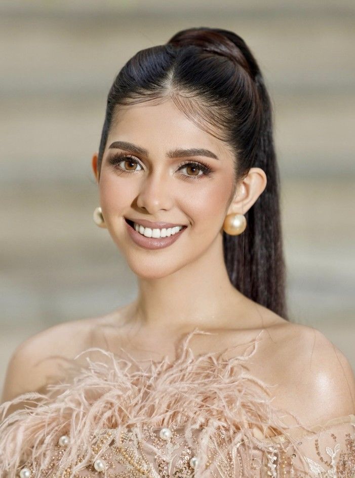 [서울=뉴시스] 최근 '미스 필리핀 어스'(Miss Philippines Earth)’에 등극한 조이 바코마(26)가 연일 부패한 정치권을 겨낭한 발언을 이어가며 화제를 모으고 있다. (사진=조이 바코마 페이스북 캡처) 2025.09.11 *재판매 및 DB 금지