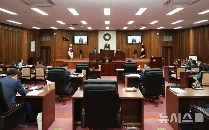 [용인=뉴시스] 11일 폐회한 제77회 여주시의회. (사진=여주시의회 제공) 2025.09.11. photo@newsis.com