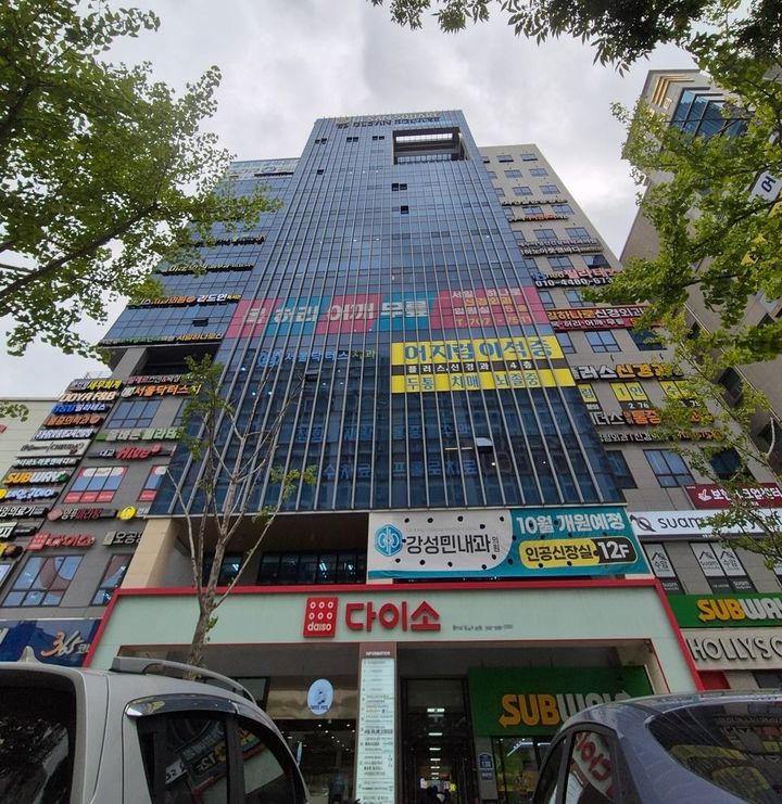 [울산=뉴시스] 골목형 상점가로 지정된 울산 남구 대현동 울산스퀘어 상가. (사진=울산 남구 제공) photo@newsis.com *재판매 및 DB 금지