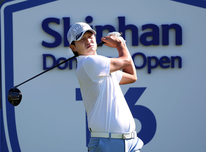 11일 인천 잭 니클라우스 골프클럽 코리아(파72)에서 열린 제41회 신한동해오픈 1라운드 16번 홀에서 티샷하는 양지호. (사진=KPGA 제공). 2025.09.11. *재판매 및 DB 금지