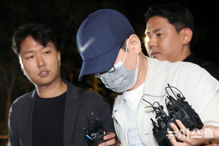 '삼부토건 이기훈 도피 조력' 상장사 회장…"50일 도피 중 3박4일만 도와"