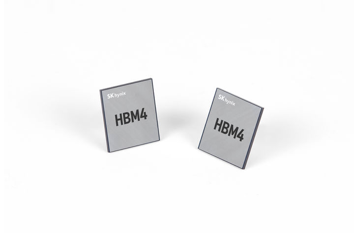 [서울=뉴시스]SK하이닉스가 세계 최초로 최신 고대역폭메모리인 HBM4의 개발을 마무리하고, 양산 체제를 구축했다고 12일 밝혔다. (사진=SK하이닉스 제공) photo@newsis.com *재판매 및 DB 금지
