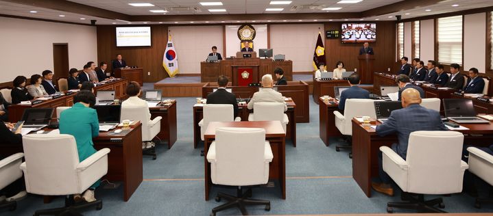 [합천=뉴시스] 제293회 합천군의회 임시회 제1차 본회 (사진=합천군의회 제공) 2025. 09. 12. photo@newsis.com *재판매 및 DB 금지