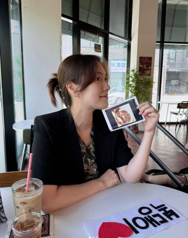 [서울=뉴시스] 그룹 '헬로비너스' 출신 배우 채주화(본명 김혜림)가 12일 소셜미디어(SNS)에 둘째 임신 소식을 알렸다. (사진=채주화 인스타그램) 2025.09.13. photo@newsis.com *재판매 및 DB 금지