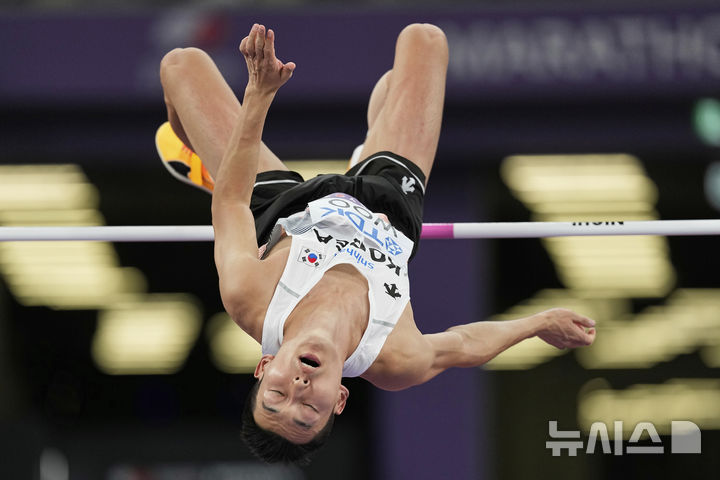 [도쿄=AP/뉴시스] 한국의 우상혁. 2025.09.14.