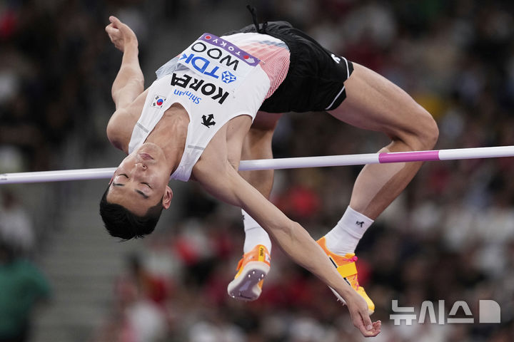 [도쿄=AP/뉴시스] 한국의 우상혁. 2025.09.14.