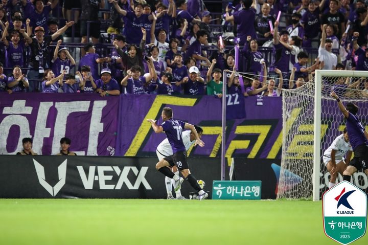 [서울=뉴시스]K리그1 안양, 승격 이후 첫 3연승. (사진=한국프로축구연맹 제공)