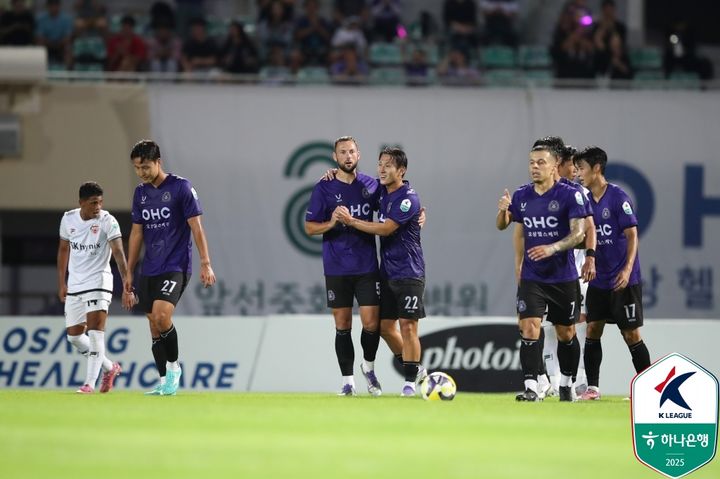 [서울=뉴시스]K리그1 안양, 승격 이후 첫 3연승. (사진=한국프로축구연맹 제공)