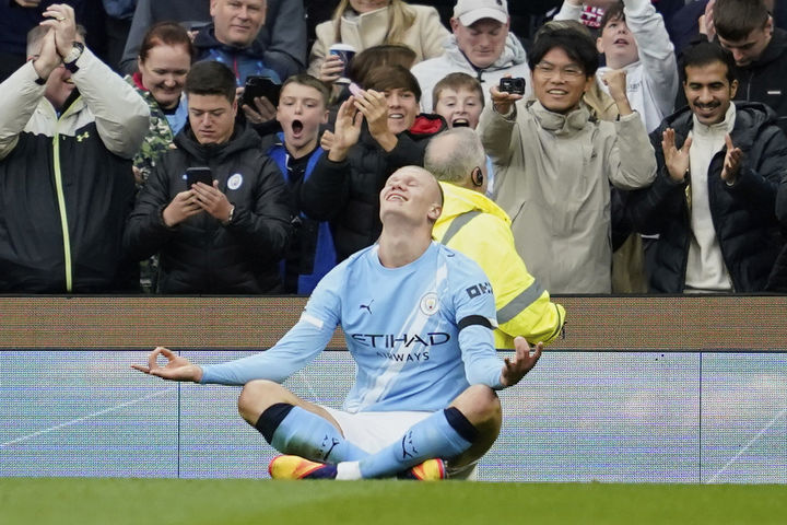 [맨체스터=AP/뉴시스] 잉글랜드 프로축구 프리미어리그(EPL) 맨체스터 시티의 엘링 홀란. 2025.09.14.