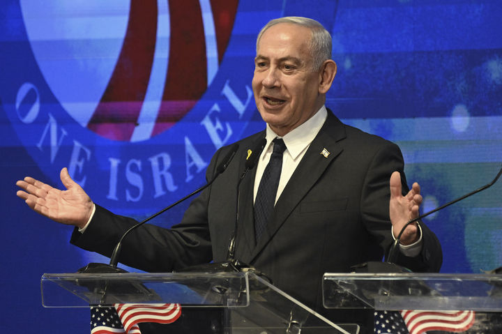 [예루살렘=AP/뉴시스] 베냐민 네타냐후 이스라엘 총리가 15일(현지 시간) 이스라엘 예루살렘에서 열린 미국 의원 대표단의 이스라엘 방문 행사에서 연설하고 있다. 2025.09.16.