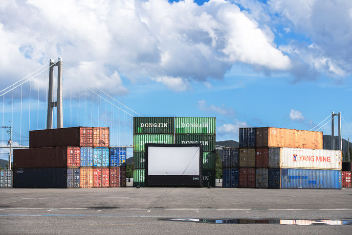 [광양=뉴시스] 남도영화제 시즌2 광양, 컨테이너 특별관. 2025.09.16. photo@newsis.com *재판매 및 DB 금지