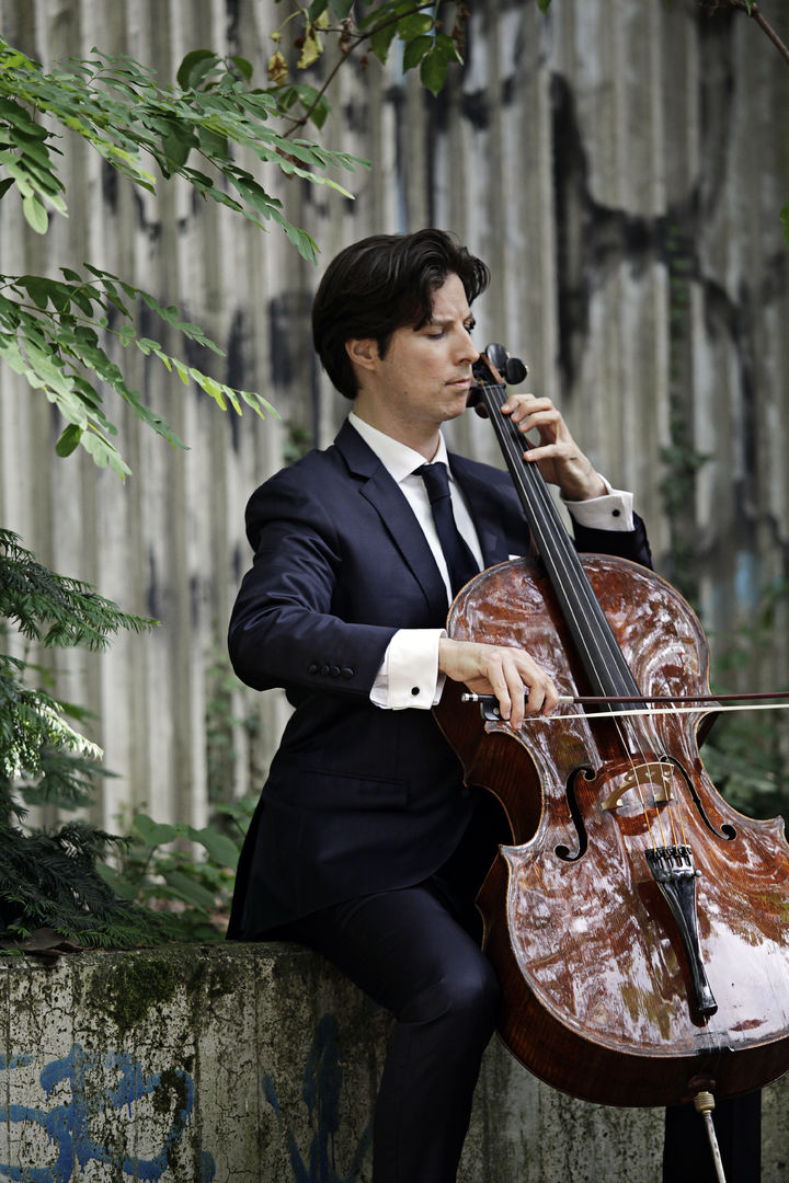 [서울=뉴시스] 첼리스트 다니엘 뮐러 쇼트. (사진=인아츠프로덕션 제공 ⓒUwe Arens) 2025.09.17. photo@newsis.com *재판매 및 DB 금지
