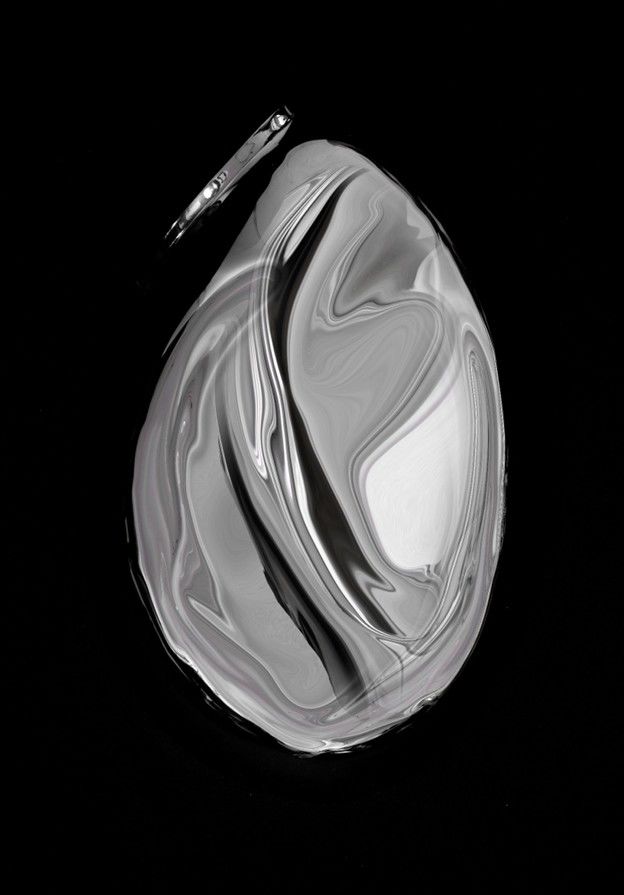 이수미 Happy Tear 1 Stainless 70x83x18 cm 2025 Courtesy of the artist and Duson Gallery *재판매 및 DB 금지