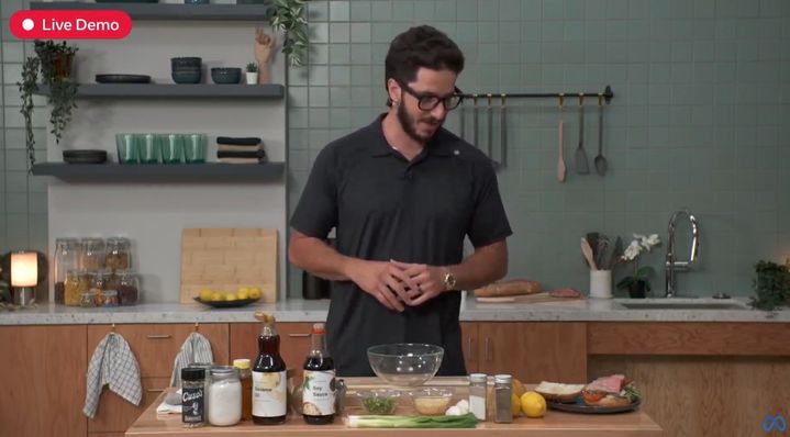 [서울=뉴시스] 미 캘리포니아주 멘로파크에 위치한 메타 본사에서 '메타 커넥트 2025'에서 스마트 글래스 기반 기술 시연 모습 (사진=메타 유튜브 캡처) *재판매 및 DB 금지