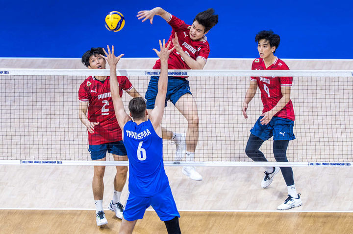 18일 필리핀 케손시티에서 열린 2025 국제배구연맹(FIVB) 세계남자배구선수권대회 C조 조별리그 3차전에서 핀란드에 세트 스코어 1-3(18-25 23-25 25-17 21-25)으로 패한 한국 남자배구 대표팀. (사진=FIVB 제공). 2025.09.18. *재판매 및 DB 금지