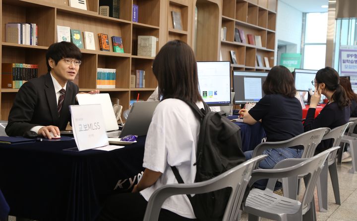 [수원=뉴시스] .박람회 개최 (사진=한신대 제공) 2025.09.18. photo@newsis.com *재판매 및 DB 금지