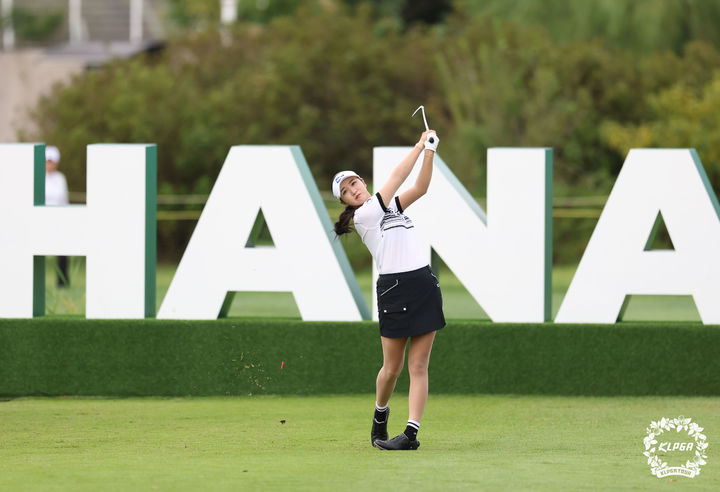 박혜준이 18일 인천 베어즈베스트 청라(파72)에서 열린 국여자프로골프(KLPGA) 투어 하나금융그룹 챔피언십 1라운드 1번 홀에서 티샷하고 있다. (사진=KLPGA 제공). 2025.09.18. *재판매 및 DB 금지