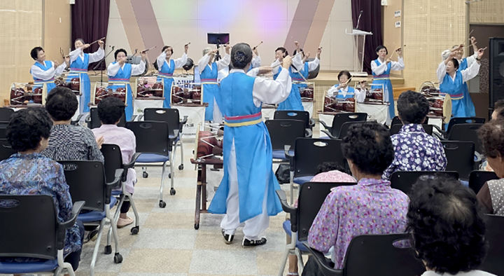[곡성=뉴시스] 전남 곡성군 '찾아가는 문화공연' (사진=곡성군청 제공). photo@newsis.com *재판매 및 DB 금지