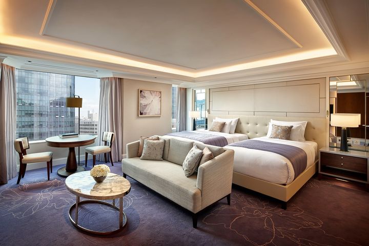 [서울=뉴시스] 롯데호텔 서울 객실.(사진=롯데호텔 제공) *재판매 및 DB 금지