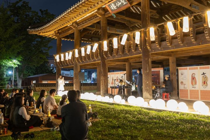 [청주=뉴시스] 청주 국가유산 야행. photo@newsis.com *재판매 및 DB 금지