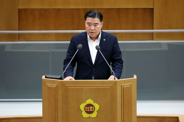 [수원=뉴시스] 이한국 경기도의회 의원. (사진=경기도의회 제공) 2025.09.19. photo@newsis.com *재판매 및 DB 금지