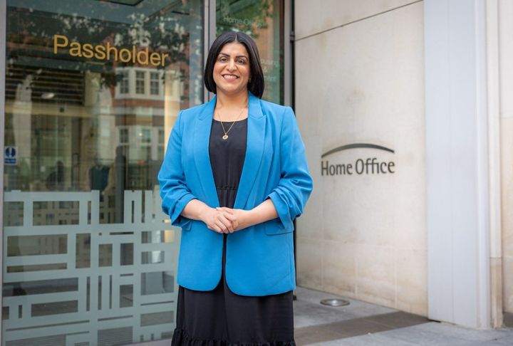 [서울=뉴시스] 사바나 마흐무드 영국 내무장관.(출처: 영국 내무부 홈페이지) 2025.09.19. *재판매 및 DB 금지