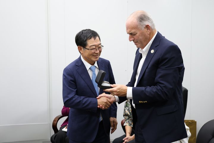 전쟁기념사업회 찾은 美 전직 의원단…"비자 문제 염려, 동맹 굳건"