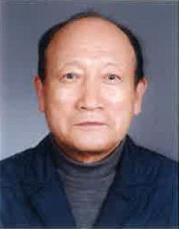 [고성(경남)=뉴시스] 신정철 기자= 경남 고성군은 2025년 고성군민상 수상자로 이도경(75) 삼도프레스 및 삼도인더스트리 대표이사를 선정했다고 19일 밝혔다.사진은 이도경 대표이사.(사진=고성군 제공).2025.09.19. photo@newsis.com *재판매 및 DB 금지