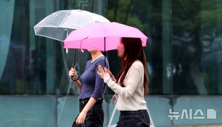 전북 흐리고 최고 40㎜ 비…낮 최고 21~23도