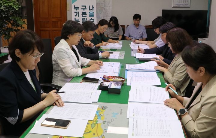 [부여뉴시스] 충남 부여군 농어촌 기본소득 시범사업 TF팀이 회의를 하고 있다. (사진=부여군 제공) 2025.09.20. photo@newsis.com&nbsp; *재판매 및 DB 금지