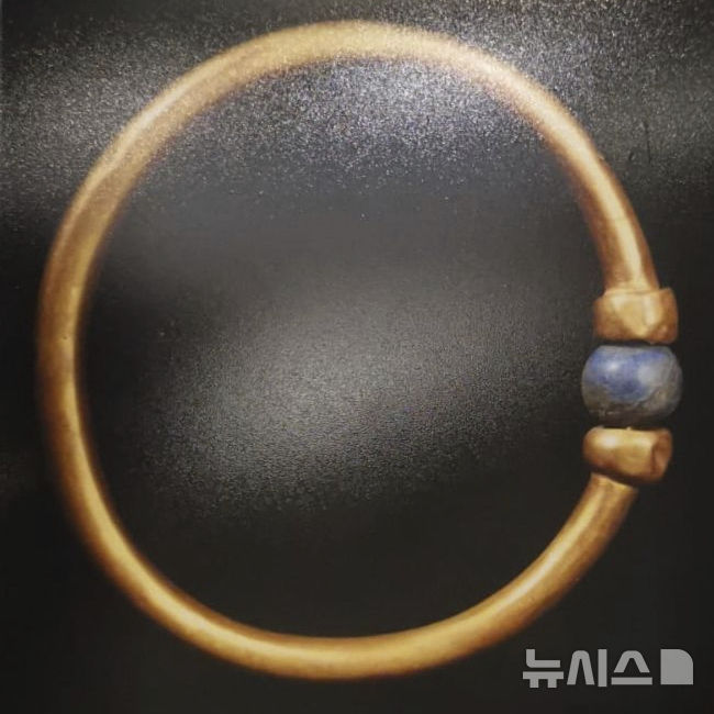 [AP/뉴시스] 도난 당한 뒤 금으로 녹여 사라진 3000년 전 파라오 팔찌 사진