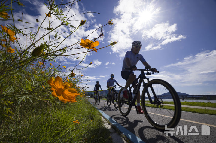 전북 한낮 23~26도 '가끔 구름'…식중독 주의해야
